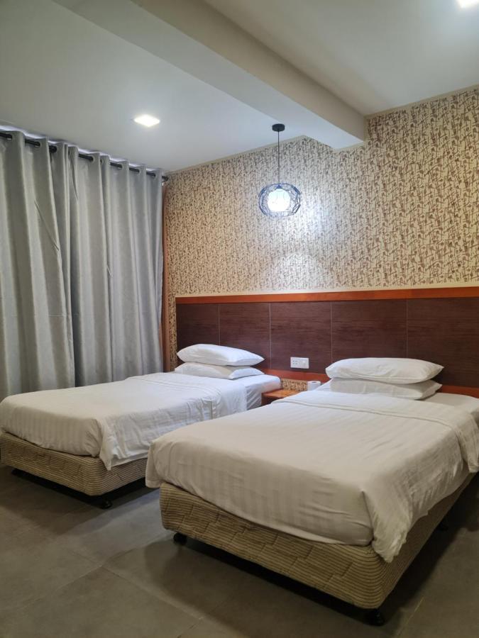 Hotel Bestari Куала-Липис Экстерьер фото