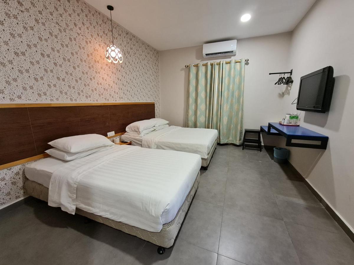 Hotel Bestari Куала-Липис Экстерьер фото