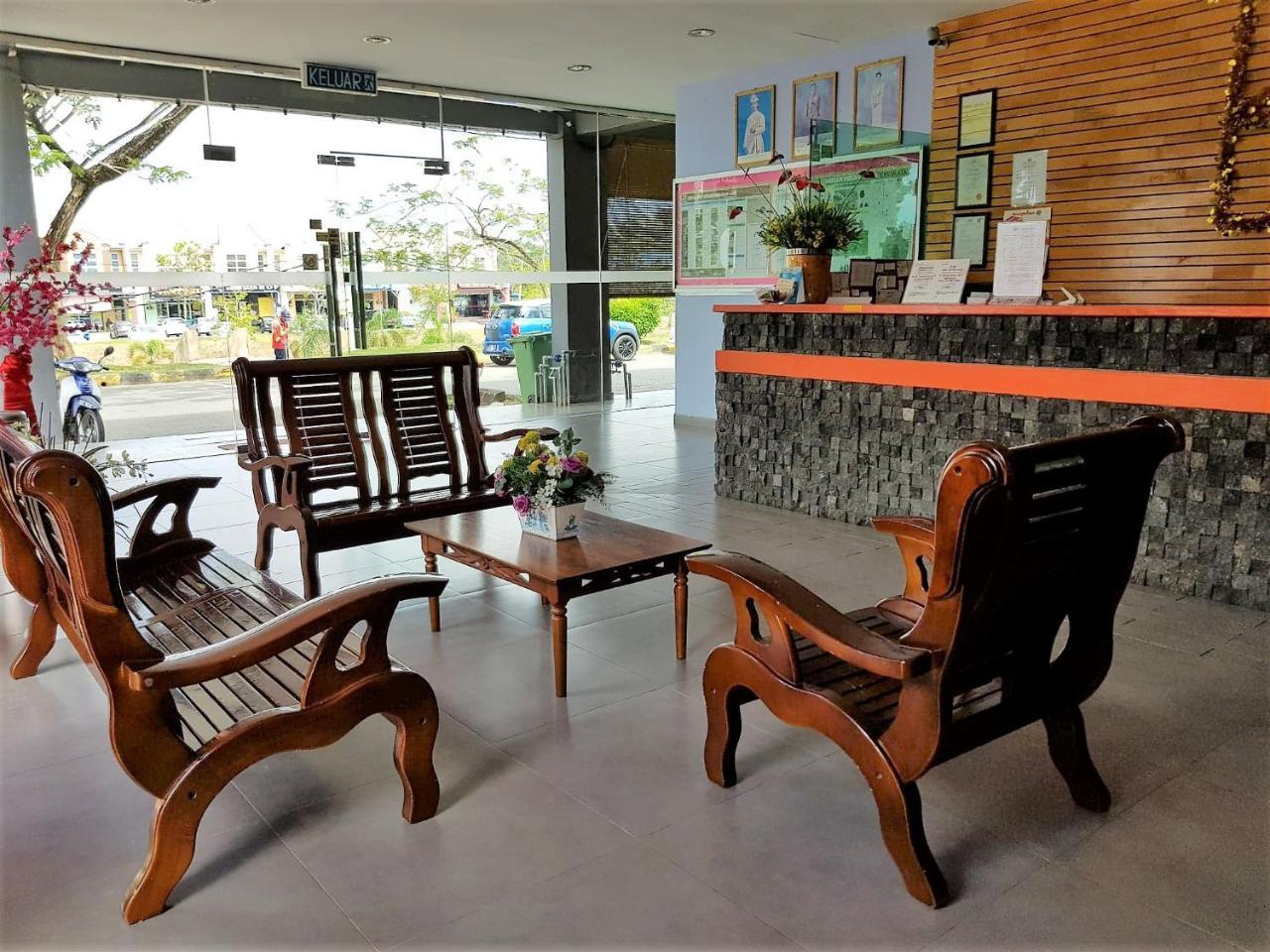 Hotel Bestari Куала-Липис Экстерьер фото